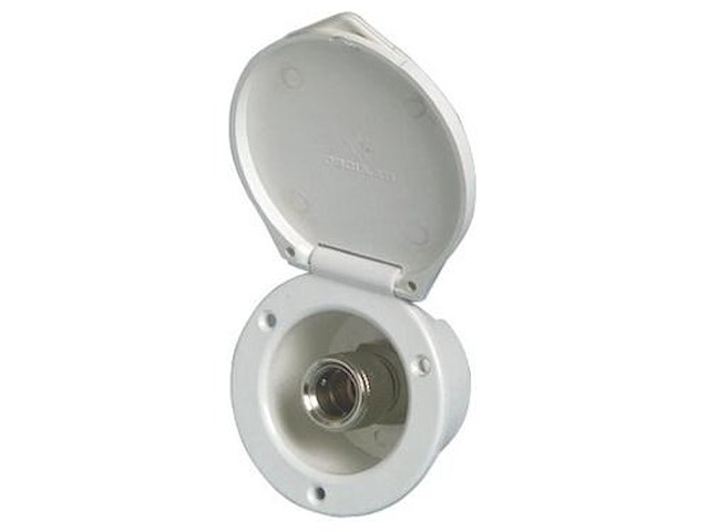 Presa acqua per lavaggio ponte ed usi generici - Bianco