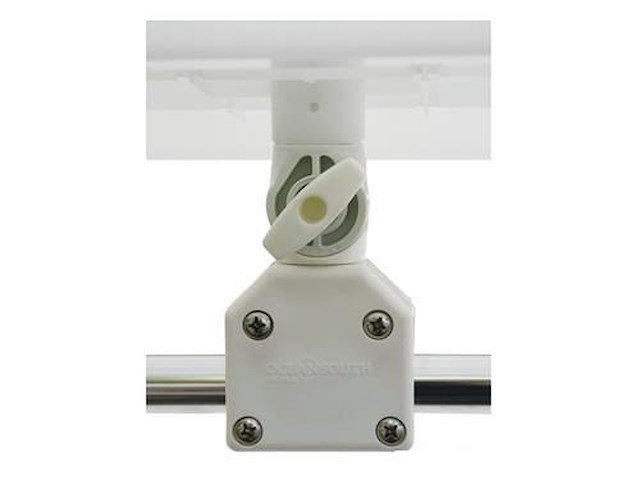 Vassoio porta esche 460 x 375 mm. Da fissare ai tubi pulpito