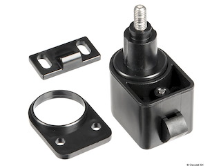 Scrocchetto Self-Latching