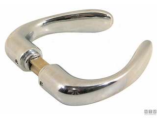 COPPIA MANIGLIE ERGONOMICHE KATA IN OTTONE CROMATO